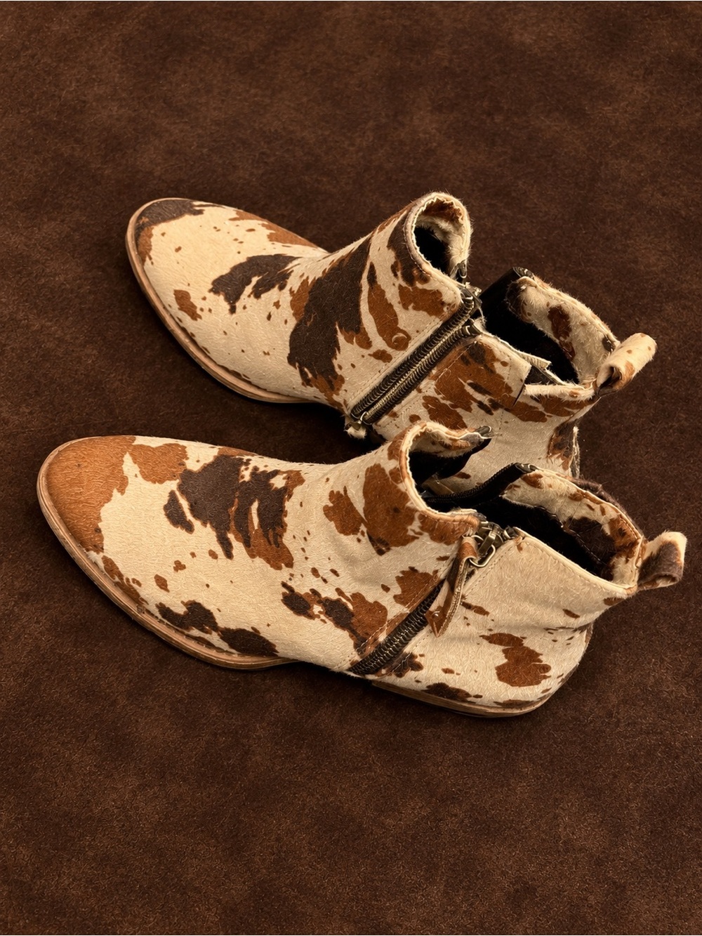 Very G Brown & White Cowhide Zip Ankle Booties